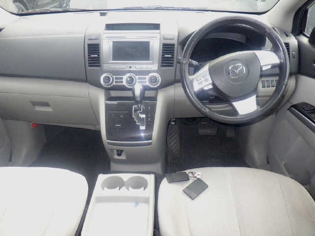 MAZDA MPV