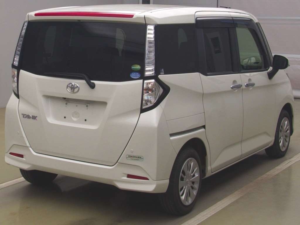 TOYOTA TANK