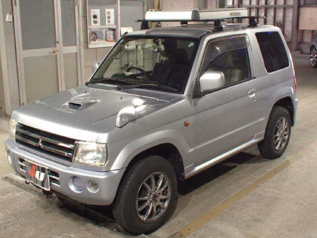 MITSUBISHI PAJERO MINI