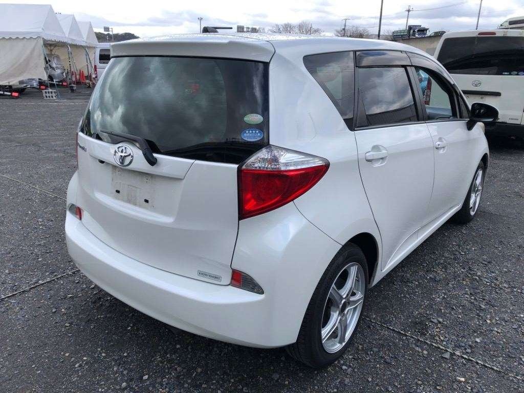 TOYOTA RACTIS