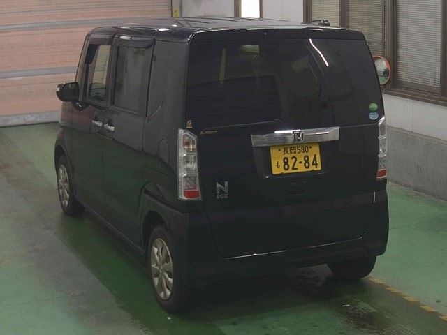 HONDA N-BOX