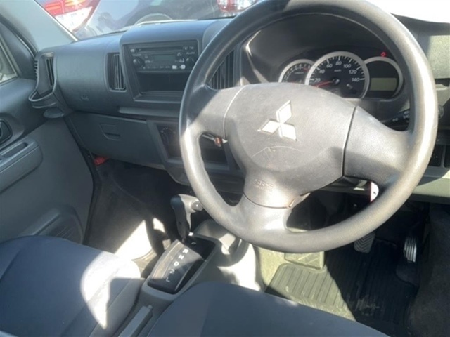 MITSUBISHI MINICAB