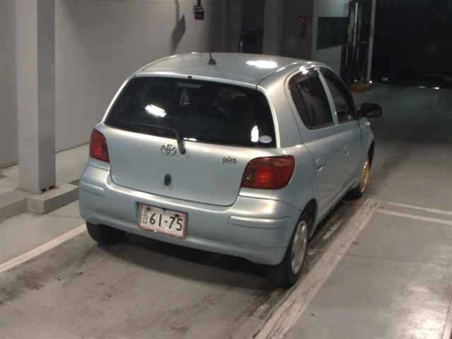 TOYOTA VITZ