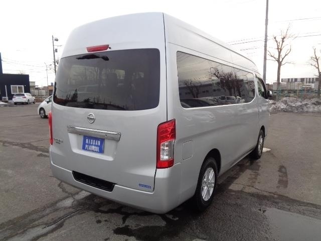 NISSAN NV350 CARAVAN