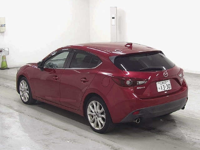 MAZDA AXELA