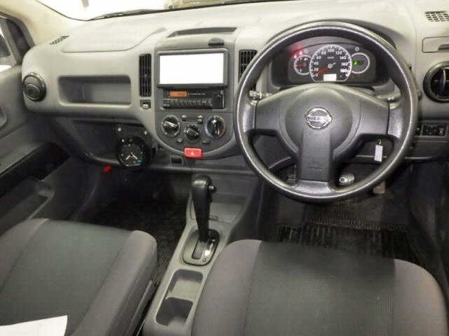 NISSAN AD