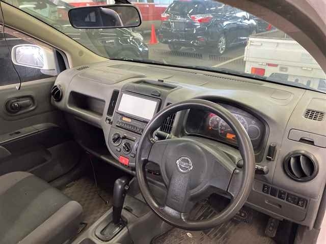 NISSAN AD