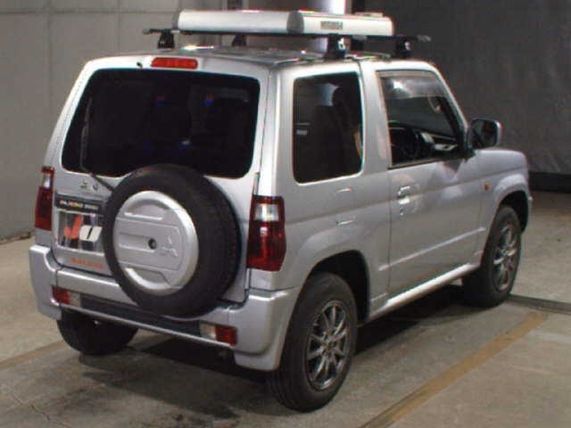 MITSUBISHI PAJERO MINI