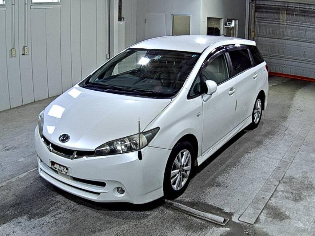 TOYOTA WISH