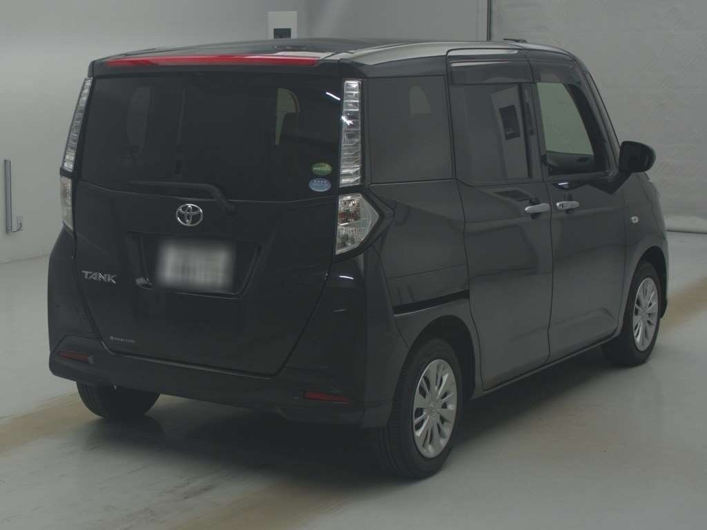 TOYOTA TANK