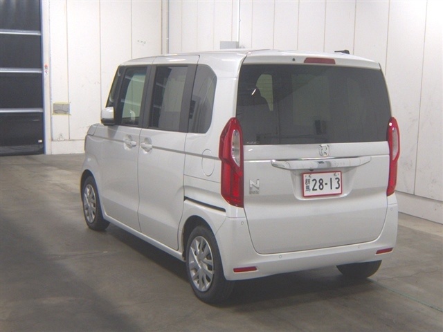 HONDA N-BOX