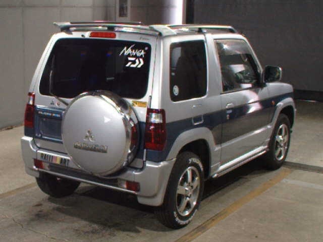 MITSUBISHI PAJERO MINI