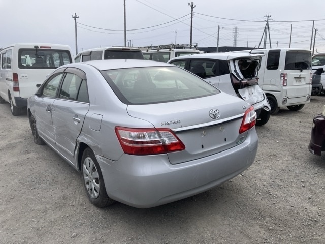 TOYOTA PREMIO