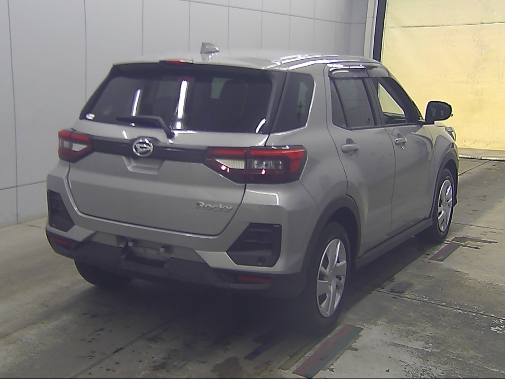 DAIHATSU ROCKY