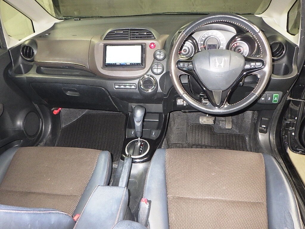 HONDA FIT SHUTTLE