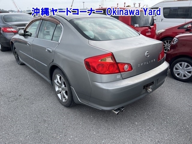 NISSAN SKYLINE