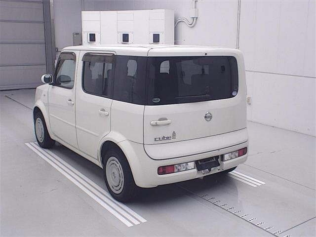 NISSAN CUBE