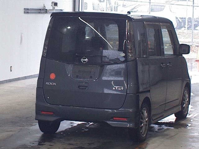NISSAN ROOX