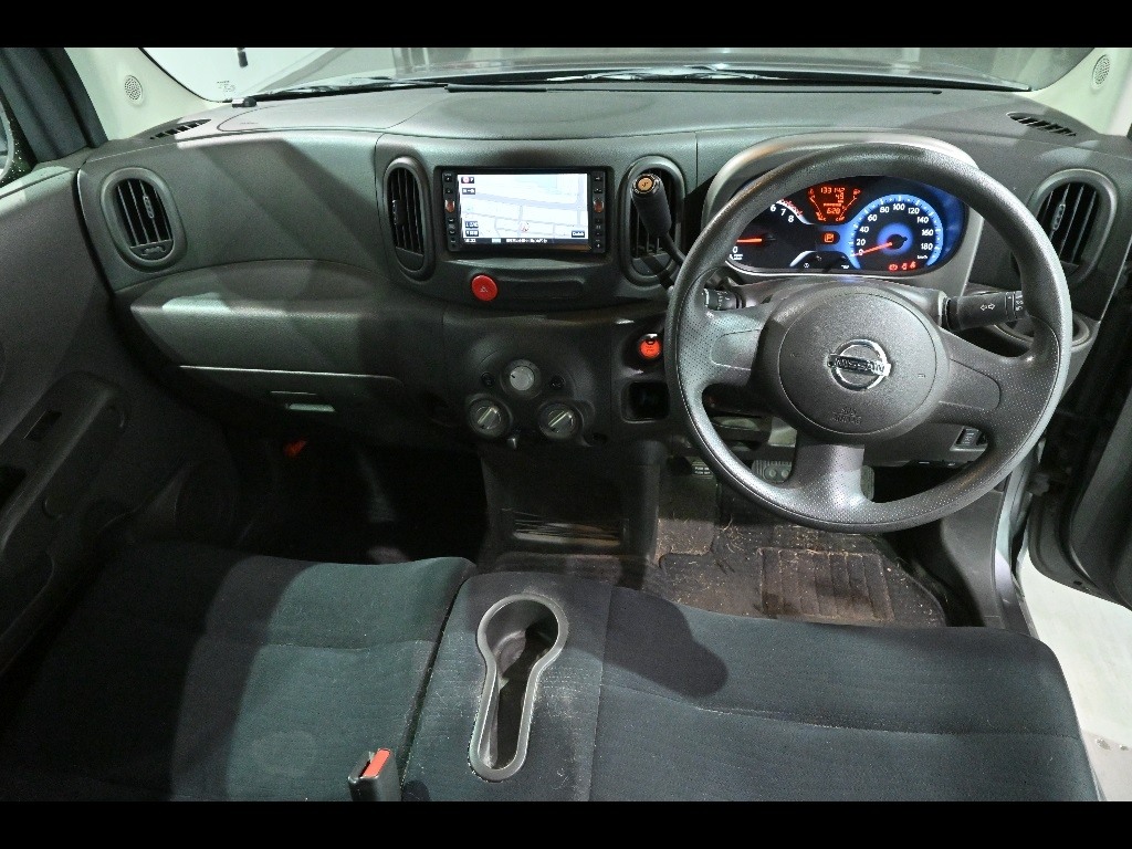 NISSAN CUBE