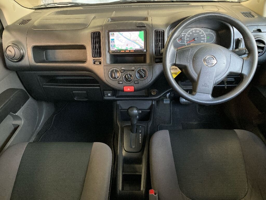 NISSAN AD