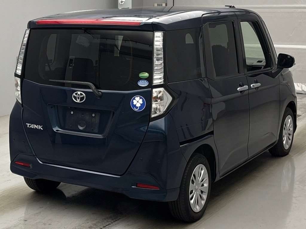 TOYOTA TANK
