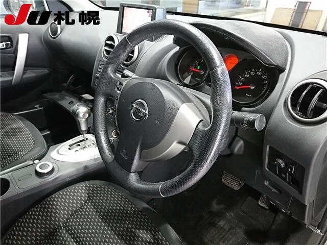 NISSAN DUALIS