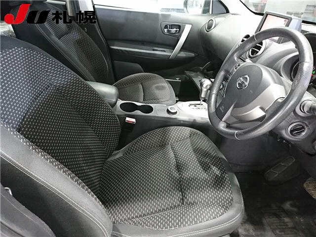 NISSAN DUALIS