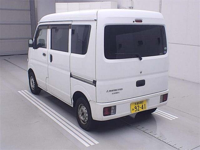 MITSUBISHI MINICAB