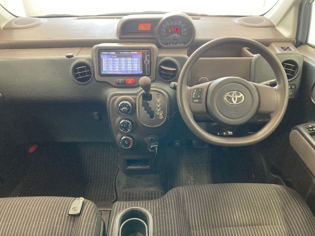 TOYOTA SPADE