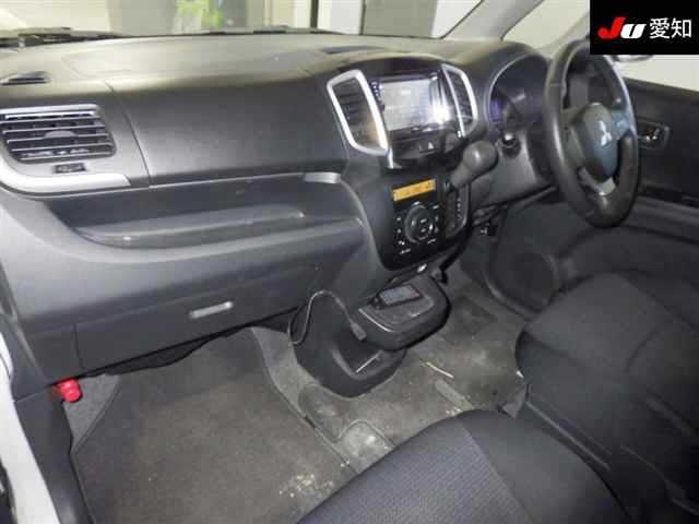 MITSUBISHI DELICA D:2