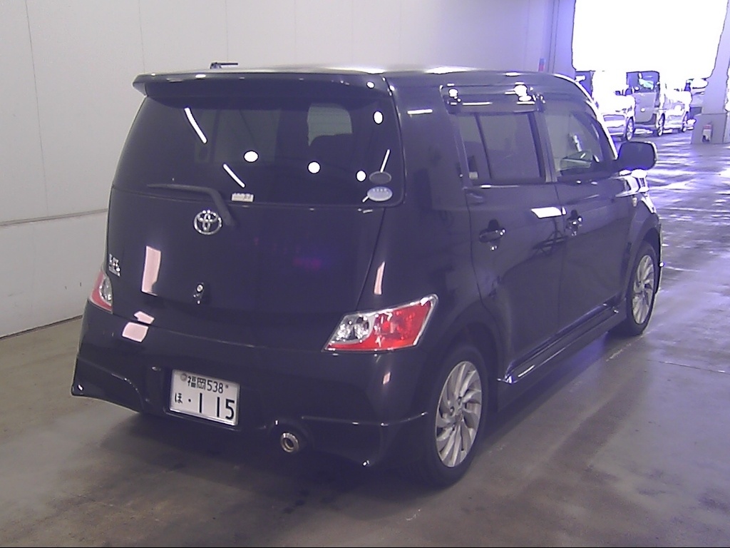 TOYOTA BB