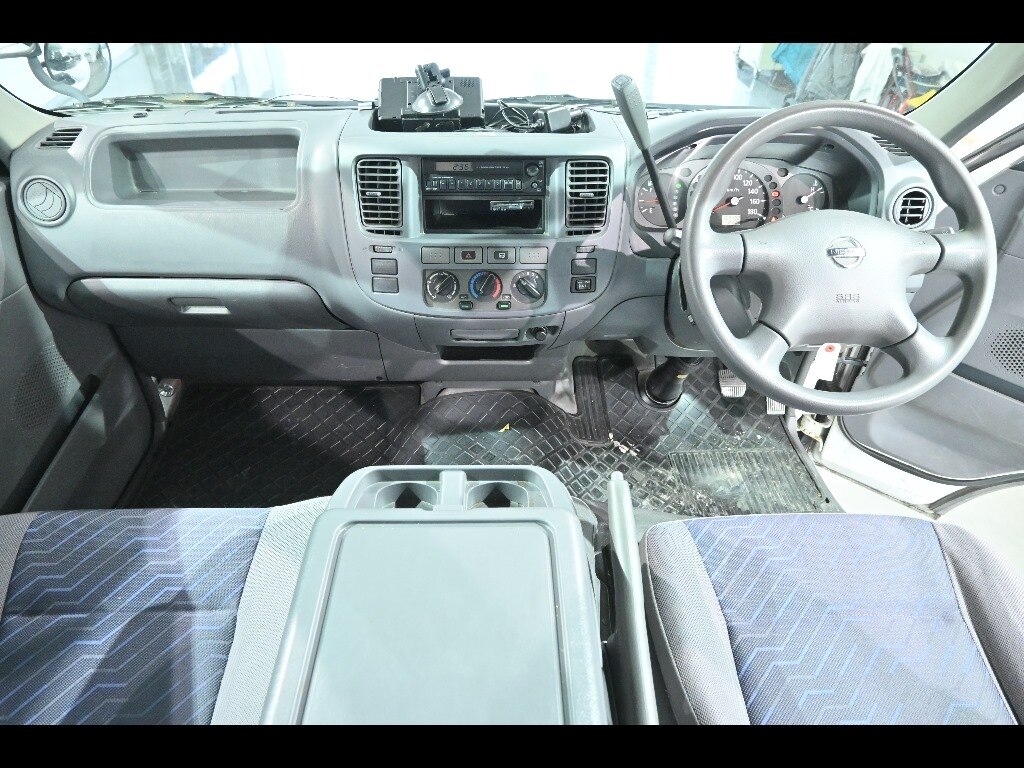 NISSAN CARAVAN