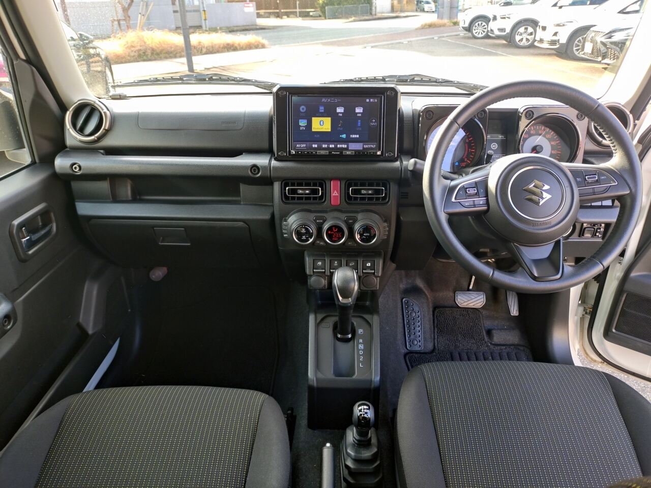 SUZUKI JIMNY SIERRA