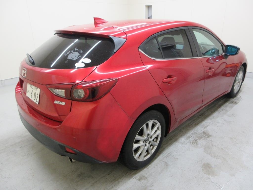 MAZDA AXELA