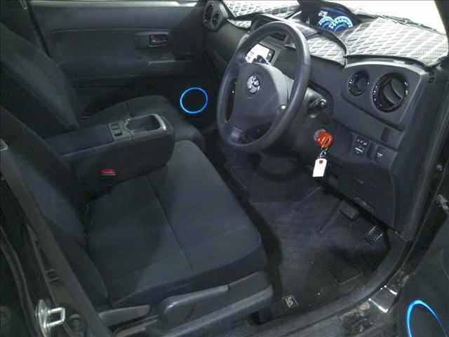 TOYOTA BB
