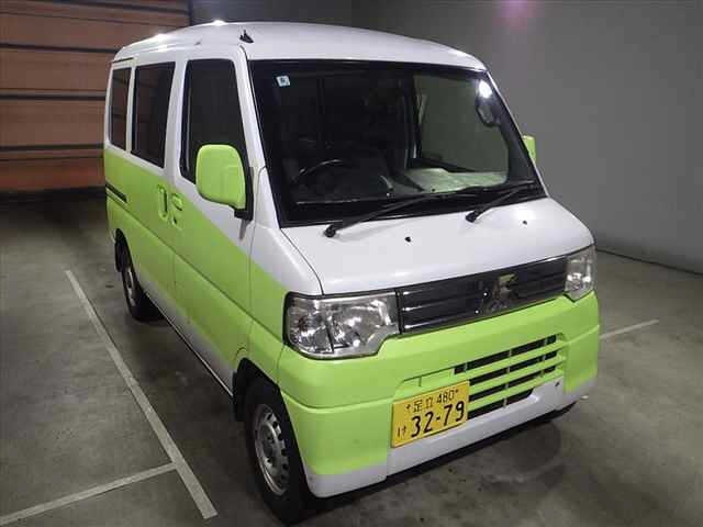 MITSUBISHI MINICAB
