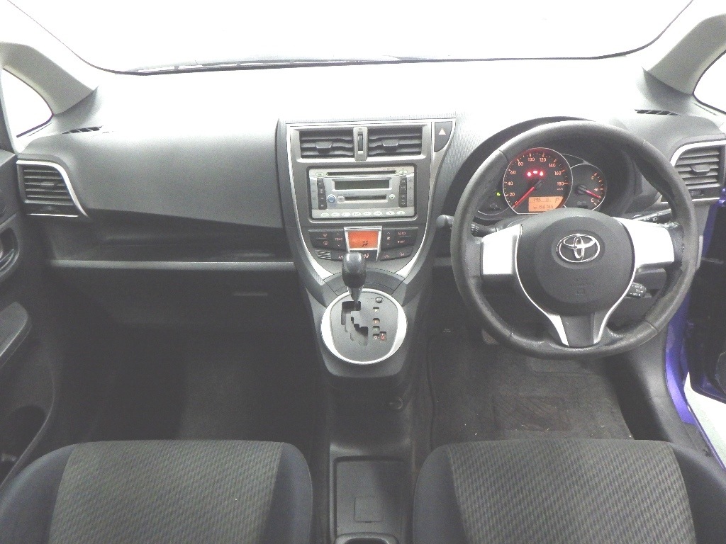 TOYOTA RACTIS
