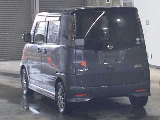 NISSAN ROOX