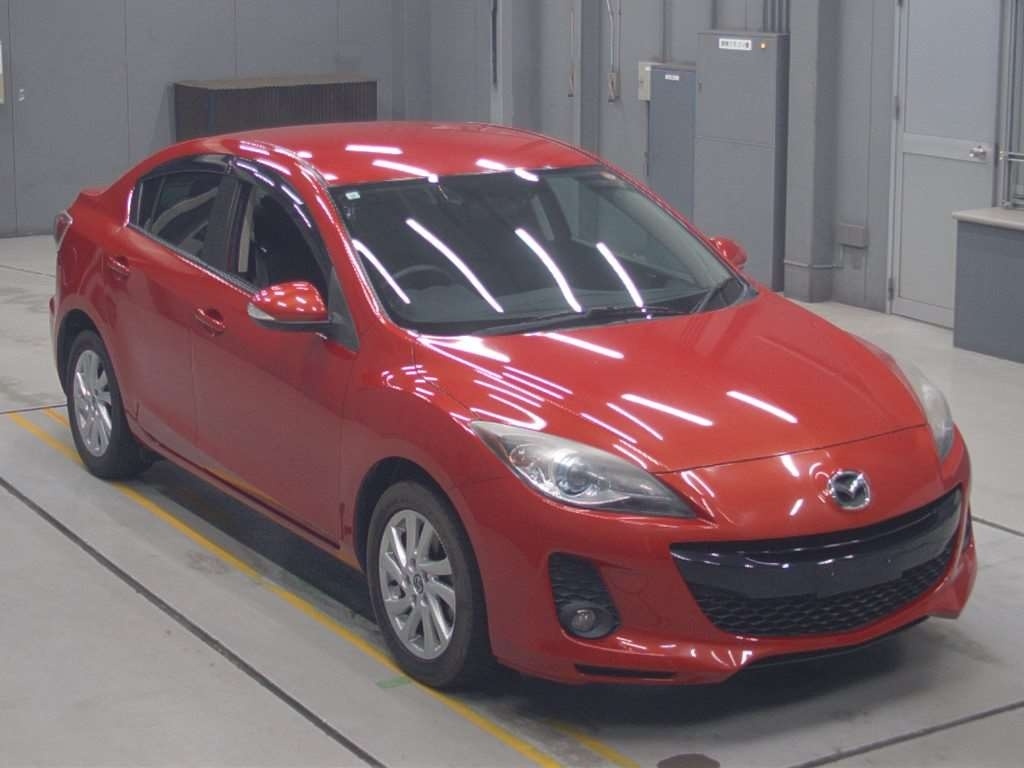 MAZDA AXELA
