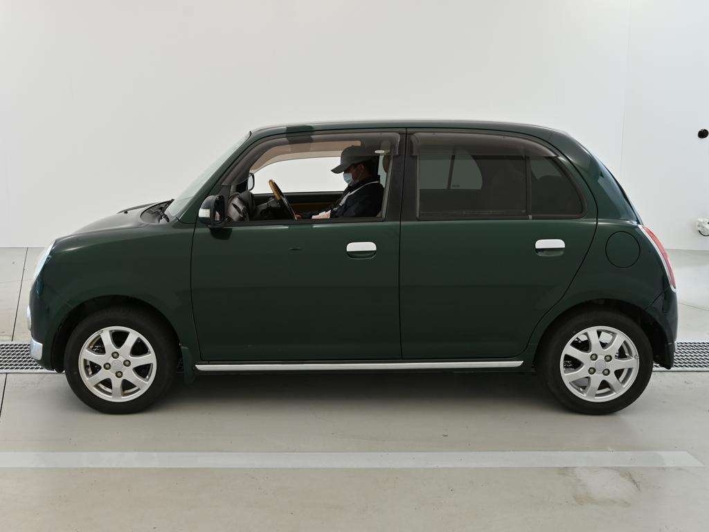 DAIHATSU MIRA GINO