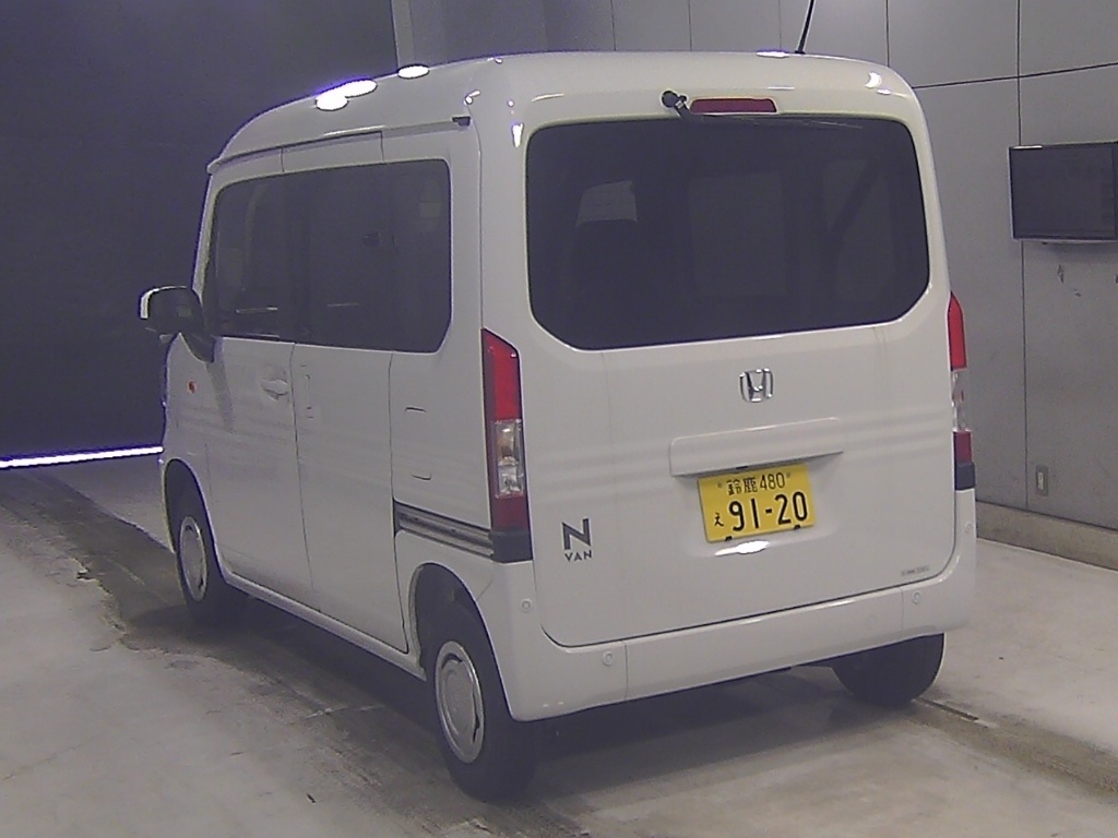 HONDA N-VAN
