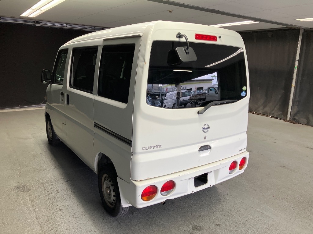 NISSAN CLIPPER