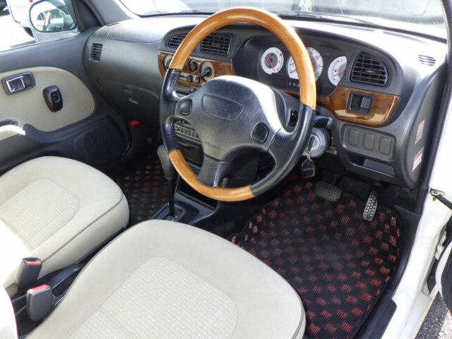 DAIHATSU MIRA GINO