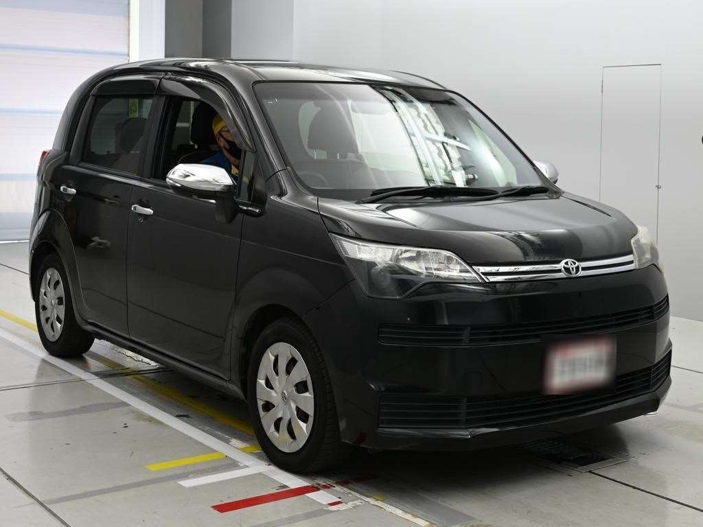 TOYOTA SPADE
