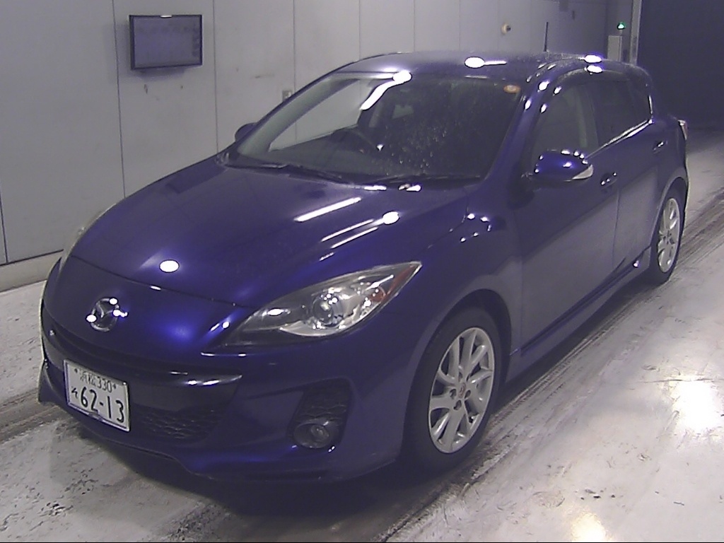 MAZDA AXELA