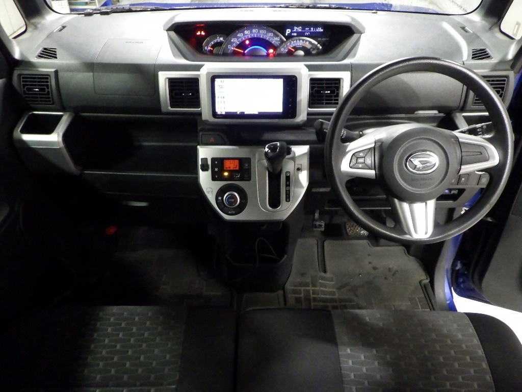DAIHATSU WAKE