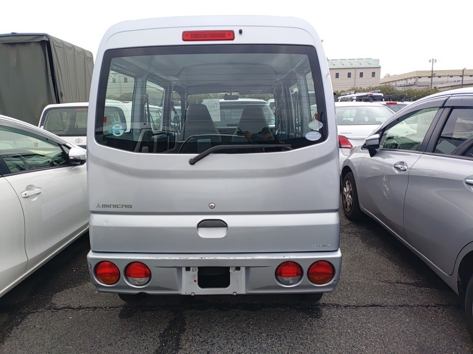 MITSUBISHI MINICAB