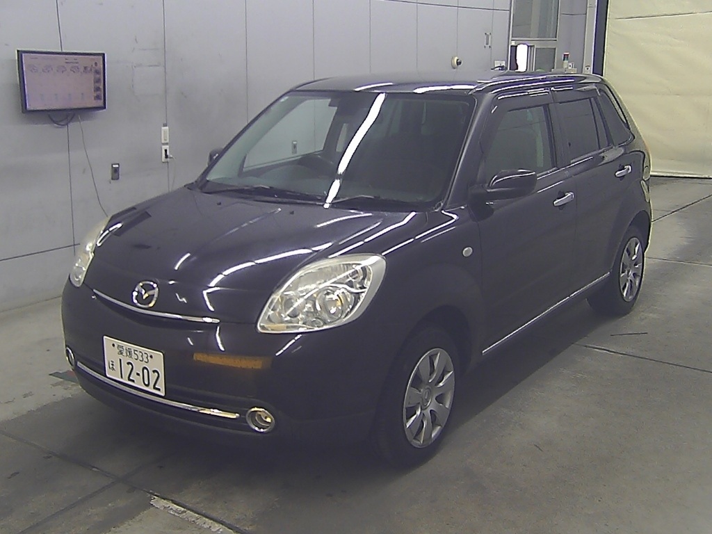 MAZDA VERISA