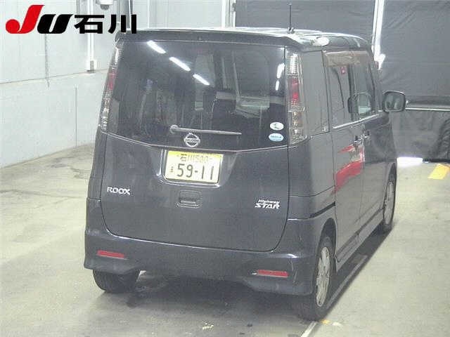 NISSAN ROOX