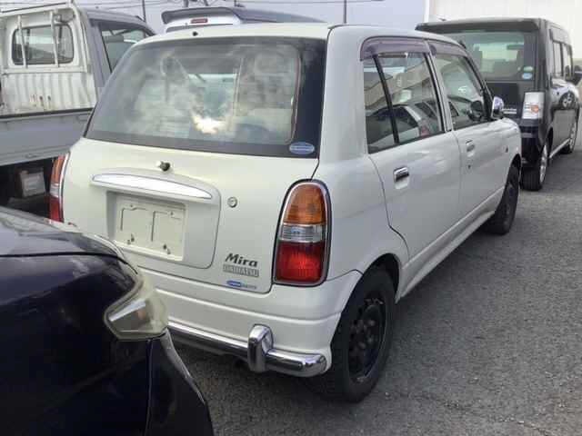 DAIHATSU MIRA GINO